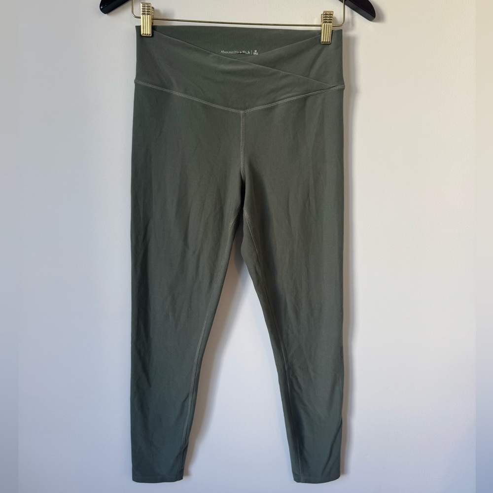 Abercrombie & Fitch YPB Criss Cross Green Leggings - Size M